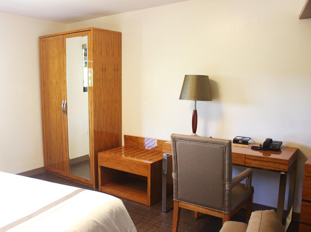 Saipan Beach Hotel Экстерьер фото