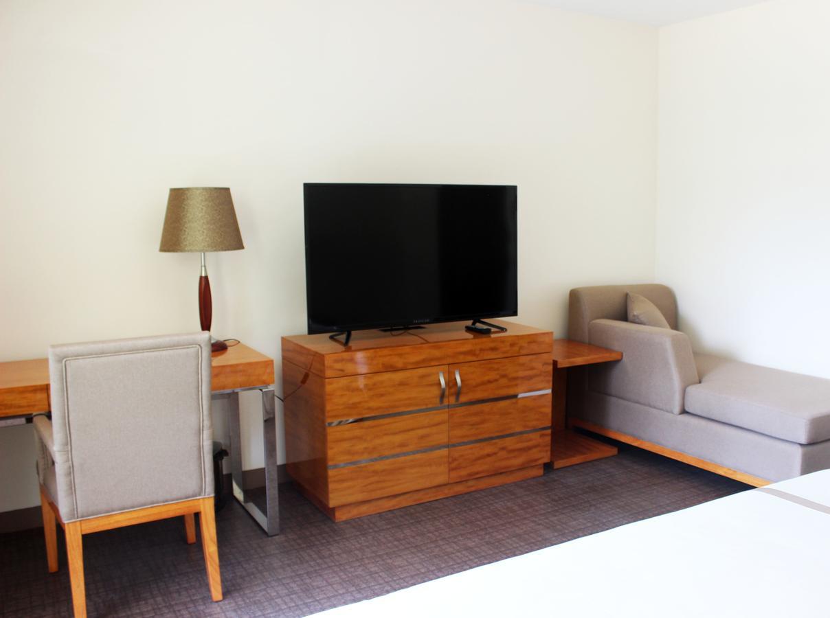Saipan Beach Hotel Экстерьер фото